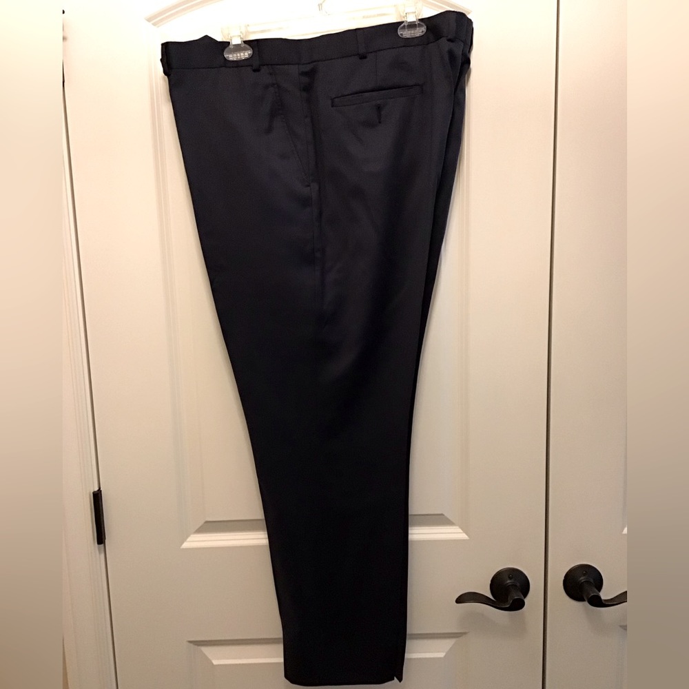 Men’s dress pants by Kenneth Cole